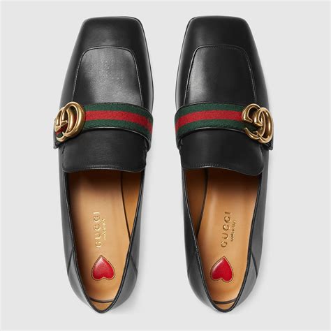 gucci women loafer.